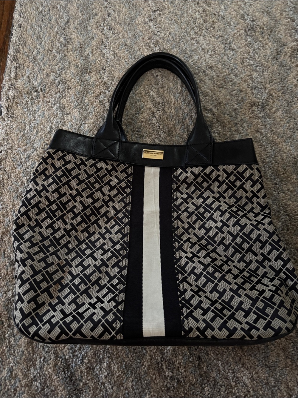 Tommy Hilfiger Stylish Black & Cream Tote Bag with Patterned Design